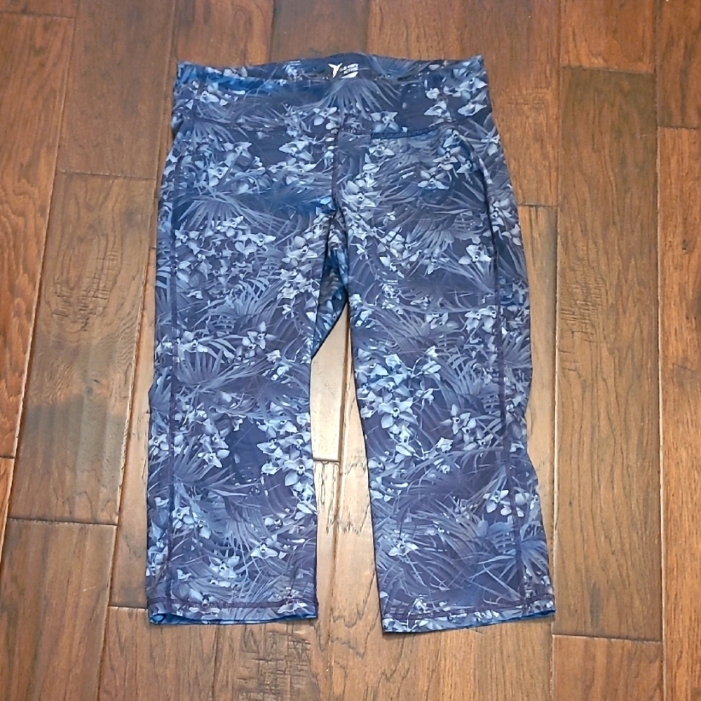 Old Navy women's Capri leggings size 1X